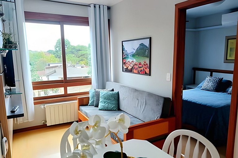Apto Gramado a pé! Ar cond, Tv Smart, Wi-fi, Vaga!