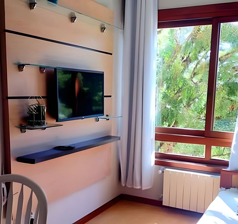 ¡Apto Gramado a pie! Aire acondicionado, Smart TV, Wi-Fi, Es