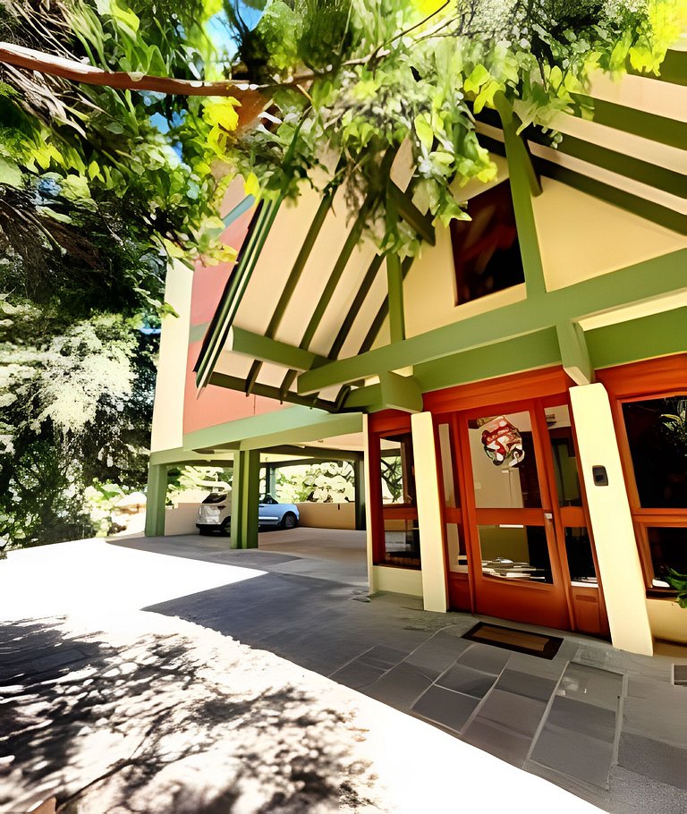 Apto Gramado a pé! Ar cond, Tv Smart, Wi-fi, Vaga!