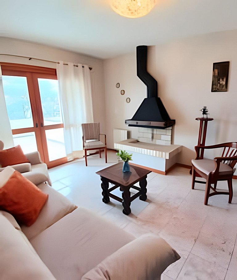 In the heart of downtown! Apartment with city view