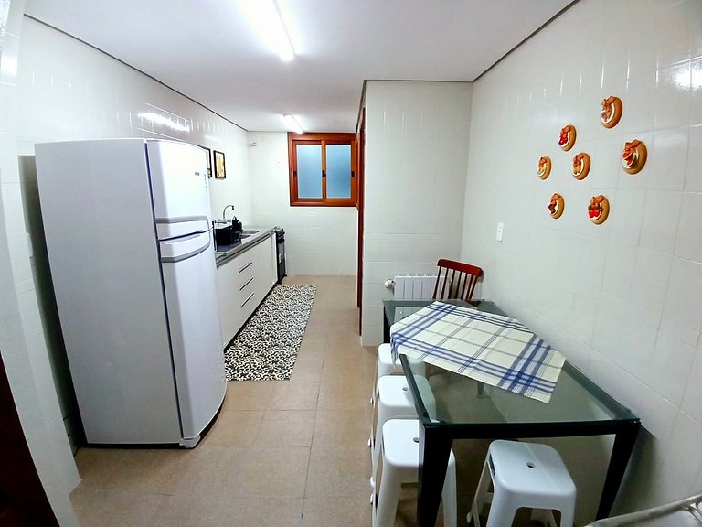 250m da Rua Coberta! Rede, Terraço, Lareira!