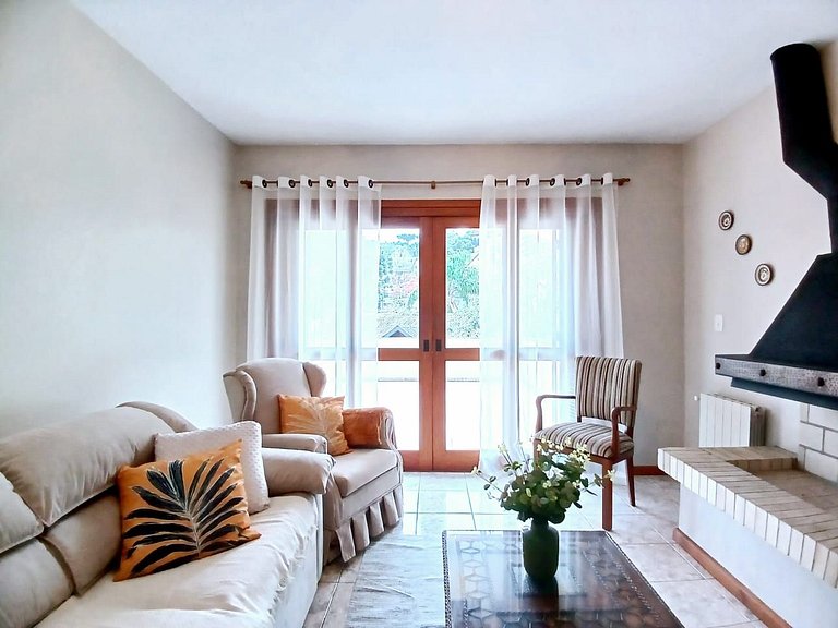 In the heart of downtown! Apartment with city view