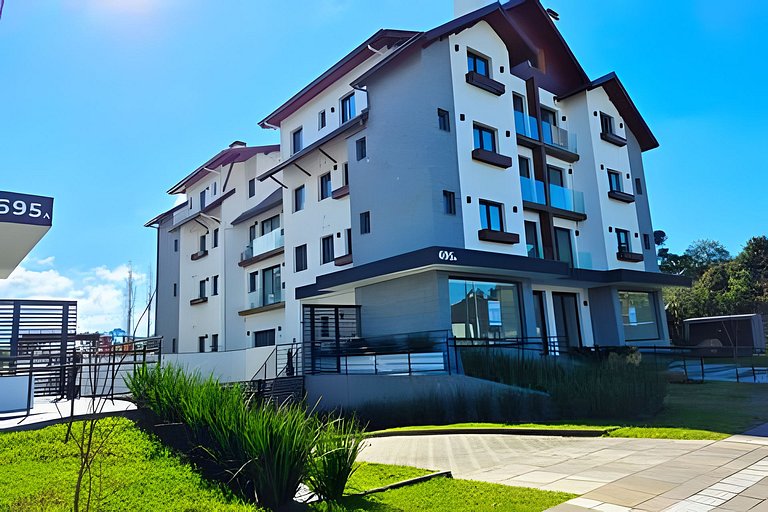 Follow Gramado - Fantastic 2-bedroom with a little square