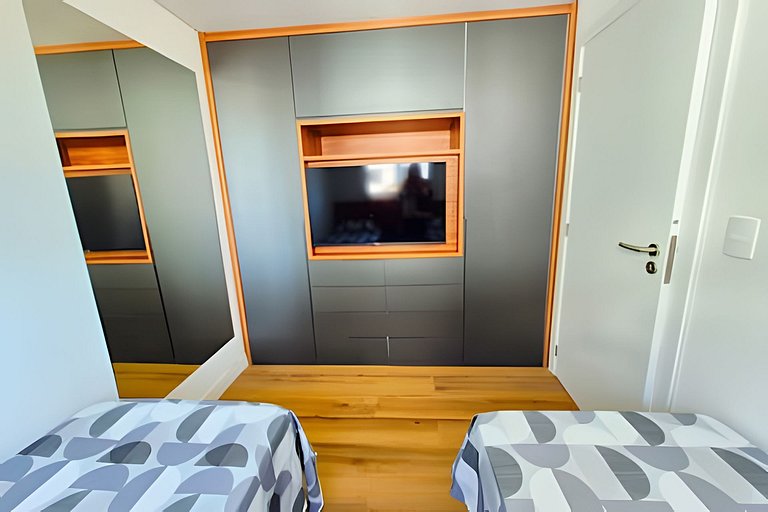 Follow Gramado - Fantastic 2-bedroom with a little square