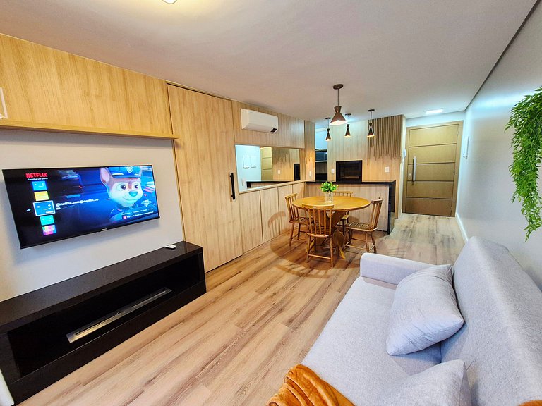 Follow Gramado - Fantastic 2-bedroom with a little square