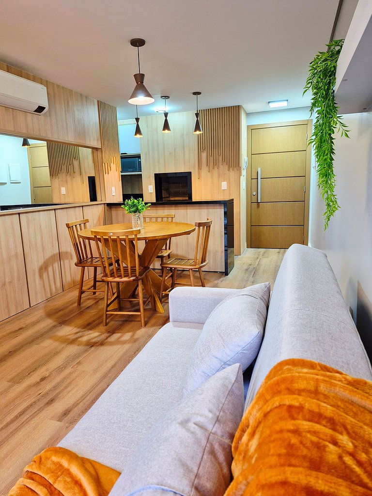 Follow Gramado - Fantastic 2-bedroom with a little square