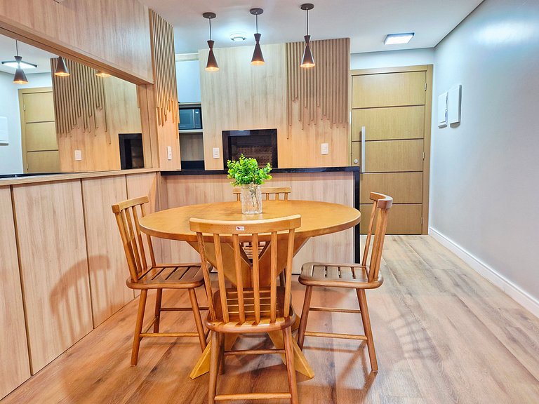 Follow Gramado - Fantastic 2-bedroom with a little square