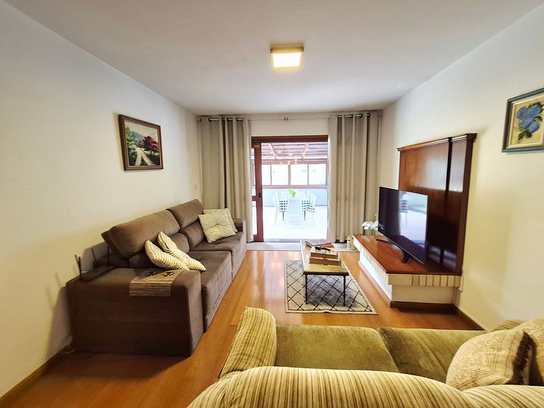 Siga Gramado - Ap com Solarium 250m Rua Coberta!