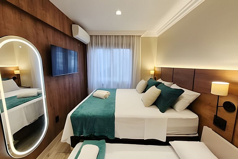 Decoração impecável - 350m da Rua Coberta!