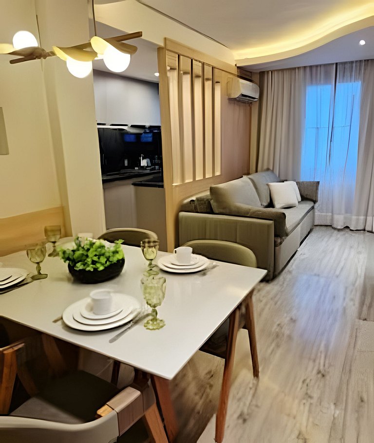 Decoração impecável - 350m da Rua Coberta!