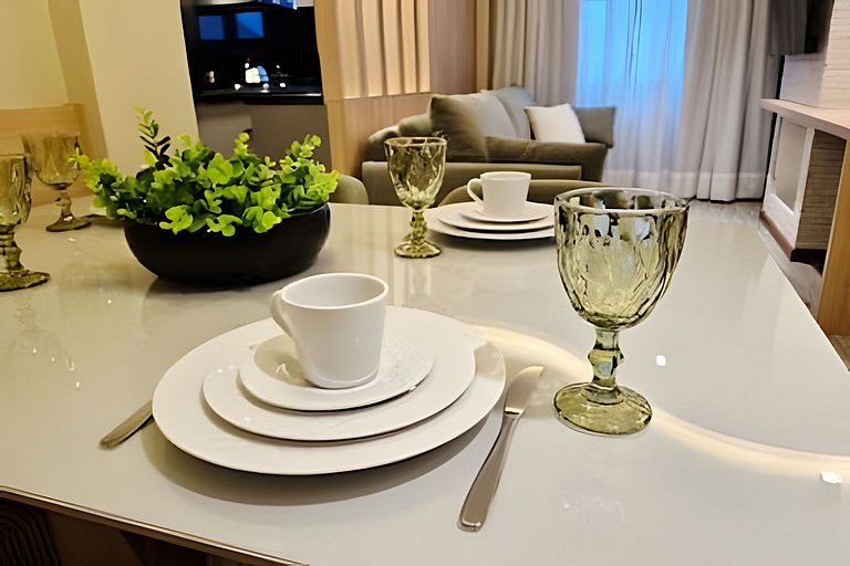 Decoração impecável - 350m da Rua Coberta!