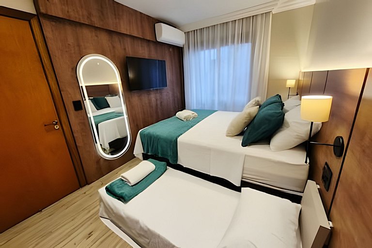 Decoração impecável - 350m da Rua Coberta!