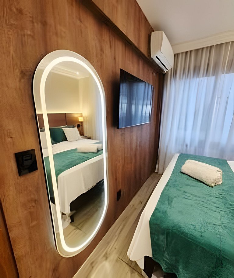 Decoração impecável - 350m da Rua Coberta!