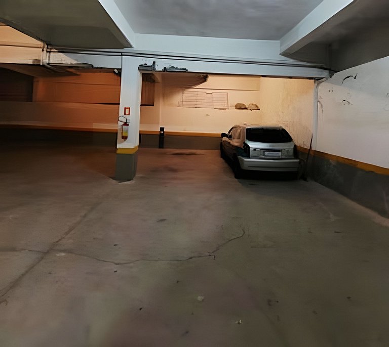 Decoração impecável - 350m da Rua Coberta!