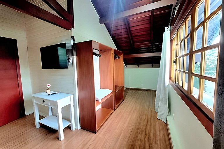 Siga Gramado- Cobertura Linda! 2 vagas no Centro!