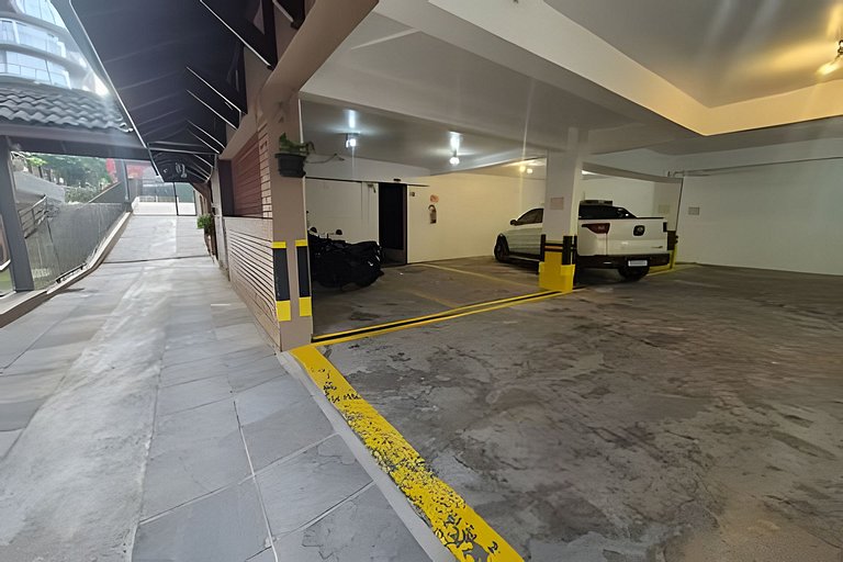 Siga Gramado- Cobertura Linda! 2 vagas no Centro!